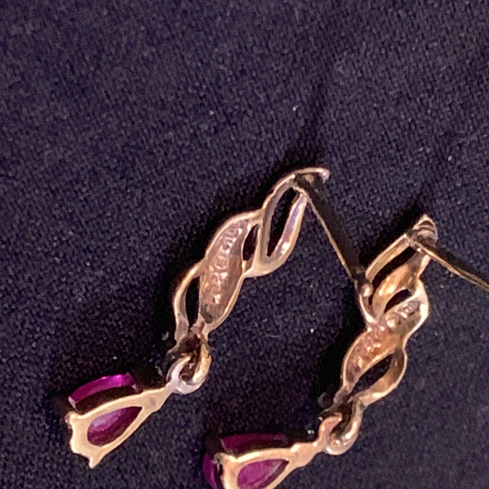10k earrings.